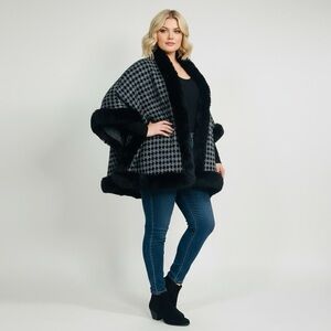 Black Faux Fur Women's Poncho Houndstooth Patterned Cape Fair Condition‎